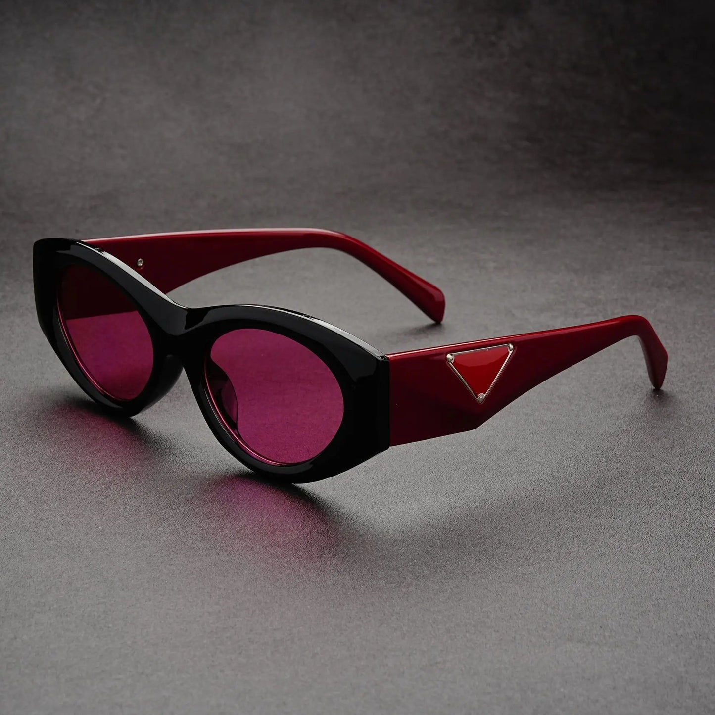 Noir Cat Eye Shades