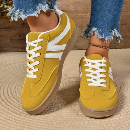 Moscow Low Top Sneaker