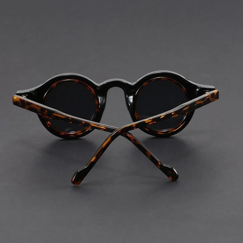 Obscura Round Shades