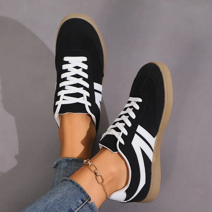 Moscow Low Top Sneaker