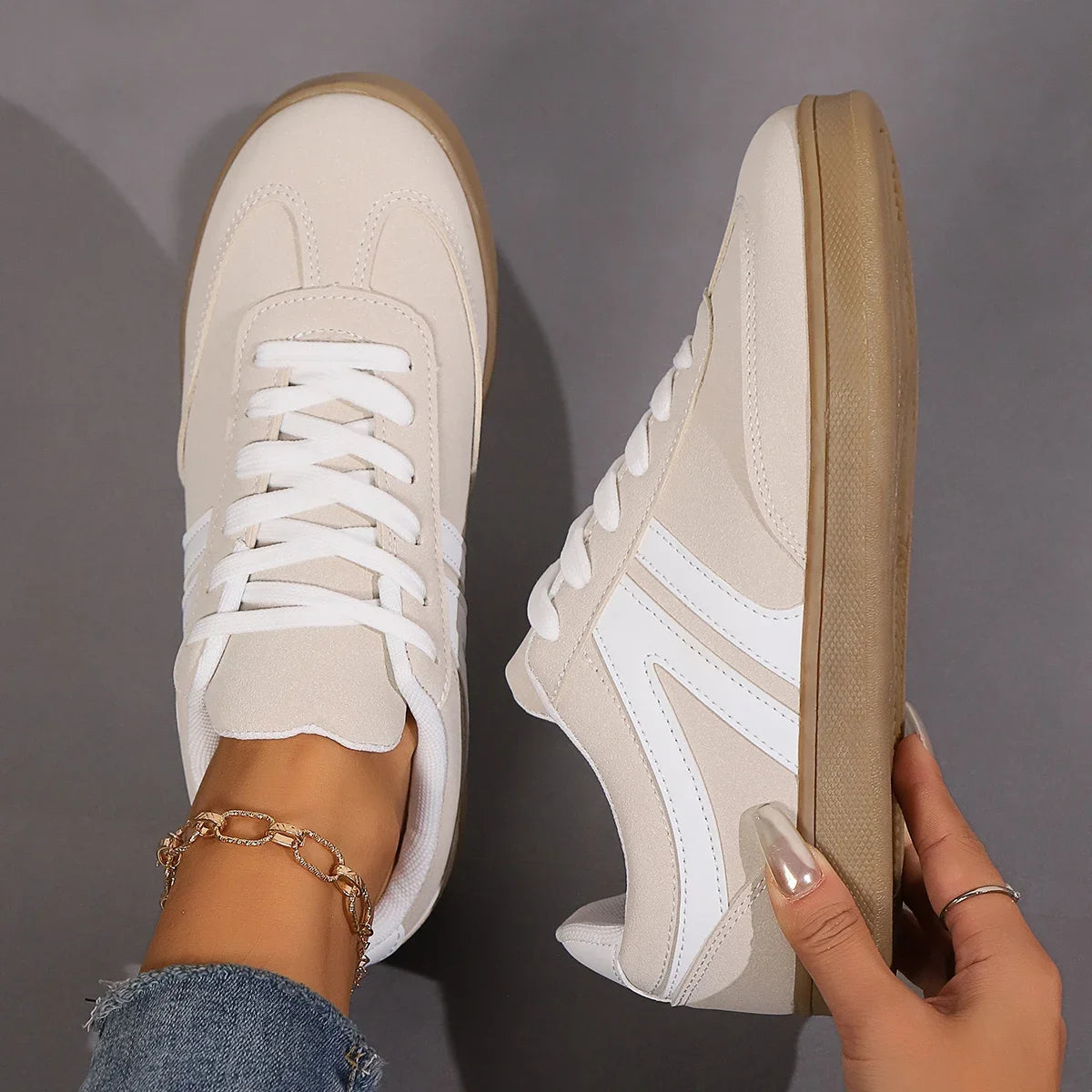 Moscow Low Top Sneaker