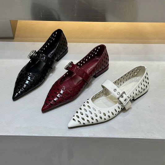Lea Buckle Flats