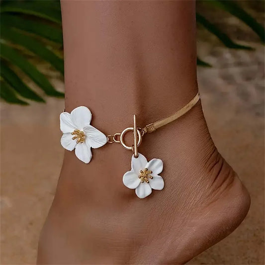 Elysia Floral Anklet